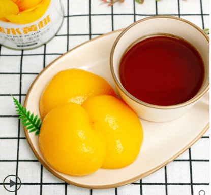 Canned yellow peach